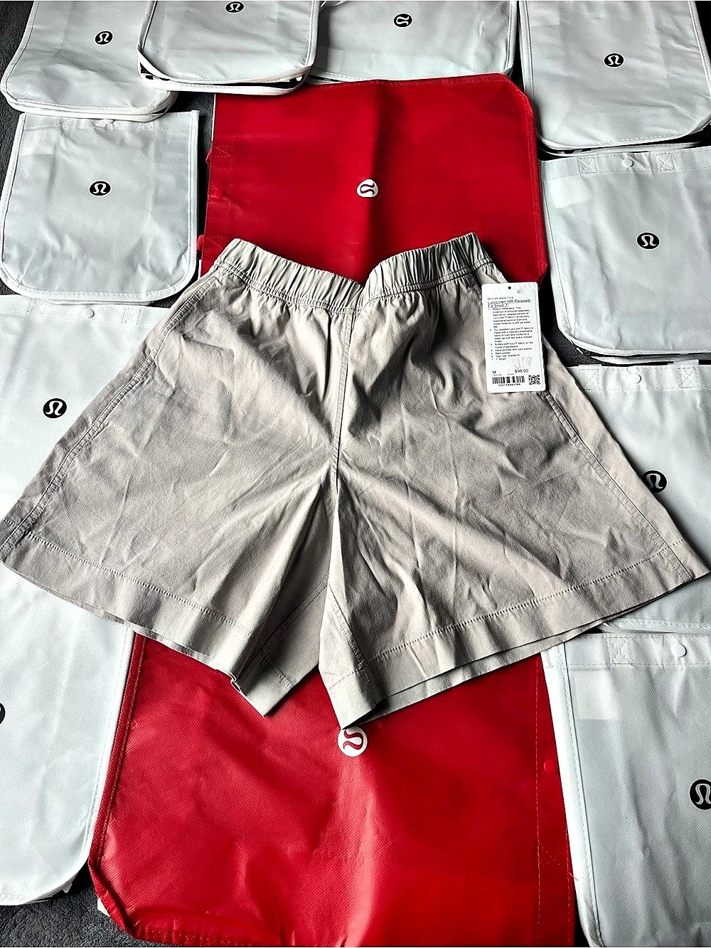 LuluLinen HR Relaxed-Fit Short 7"